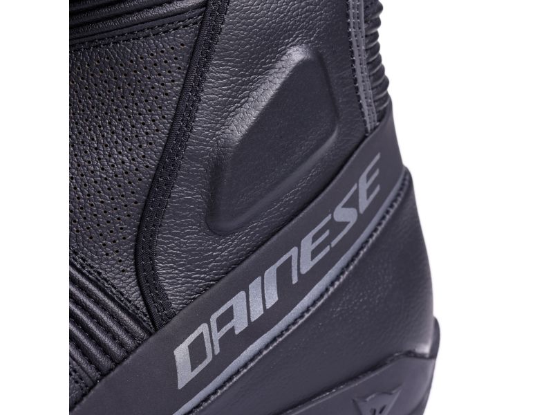 Dainese Fulcrum 4 GTX Motorradstiefel (Schwarz)